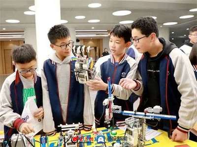 潍坊瀚声学校学子斩获机器人竞赛市级一等奖，教育科技融合再结硕果